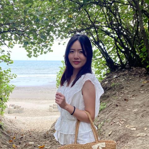 提供作文服務的專家洪芷翊