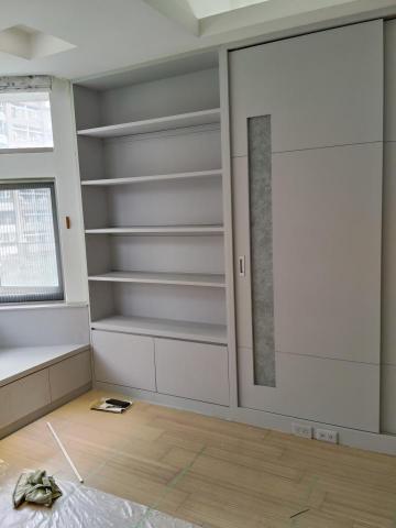 羅尹呈 - 櫃體改色