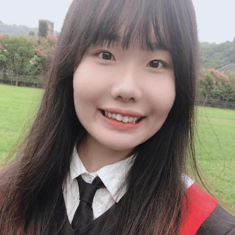 提供諮商dcard服務的專家張紫洵