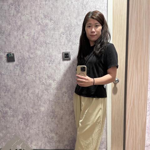 提供soho族收入服務的專家黃詩瑤