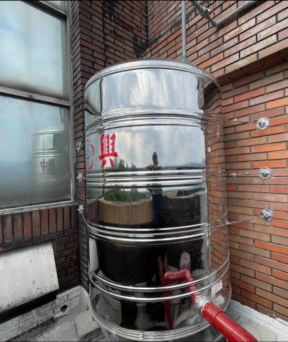 王師傅水電工程行 - 大樓消防補給水塔增設換新 王師傅水電工程行 - 大樓消防補給水塔增設換新