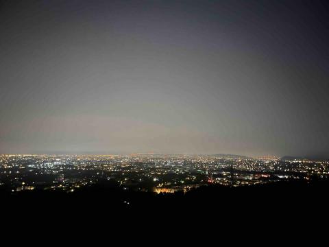 提供燈具批發中壢服務的專家干惟丞