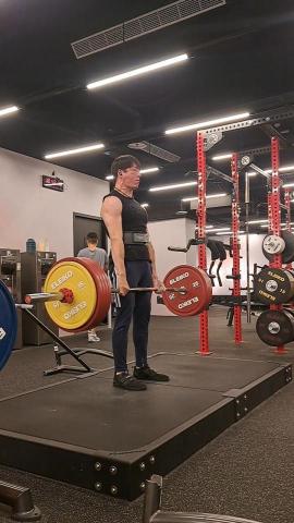 陳威宇 - 硬舉250kg