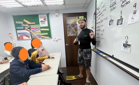 Vince 老師 - It's also important not to take yourself too seriously and make your lessons as engaging as possible.