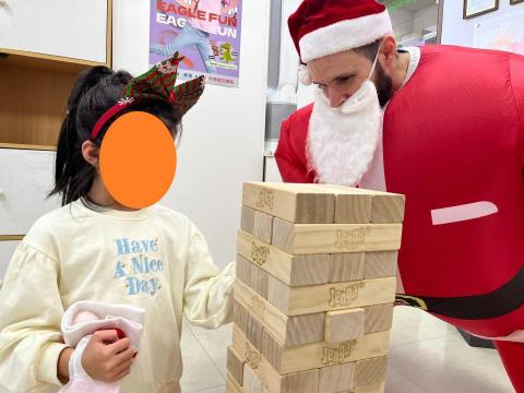 Vince 老師 - Jingle Bells, Jingle Bells, Jingle all the way...