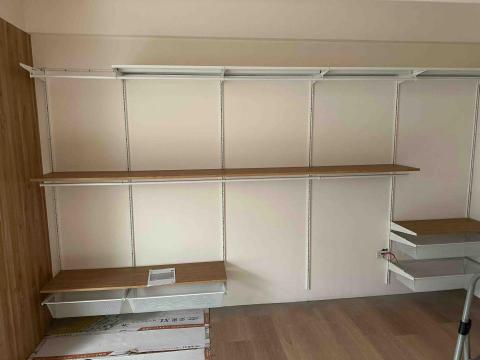 熊信維 - 開放式衣架