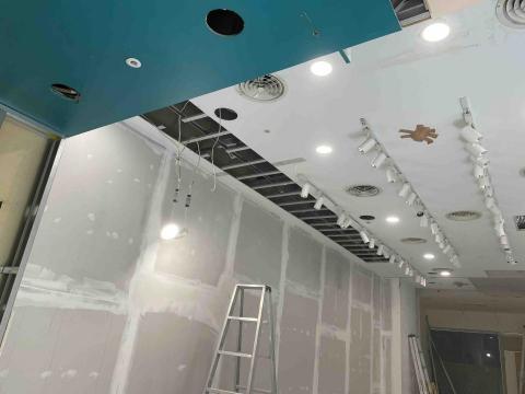 楊慶漢 - 同左（華納威秀影城店家）