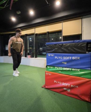 管羽綸 - 跳高訓練