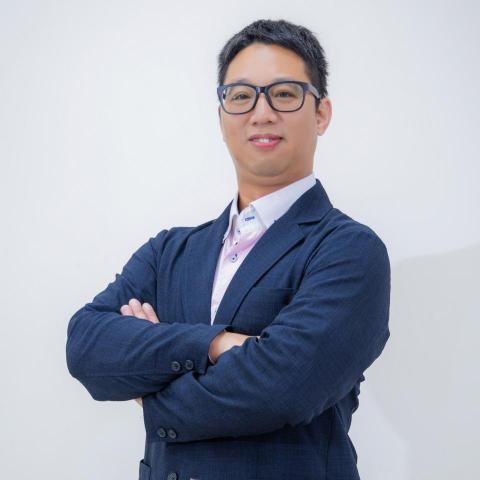 提供調酒基底服務的專家智凱張