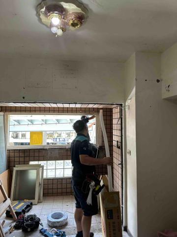 莨豑室內工程行 - #✅ 統包工程(2025/8/7) 中和區
冷氣工班 進場放管線 莨豑室內工程行 - #✅ 統包工程(2025/8/7) 中和區
冷氣工班 進場放管線