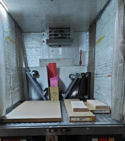 張廣勇 - IKEA小孩子單人床架木板配送