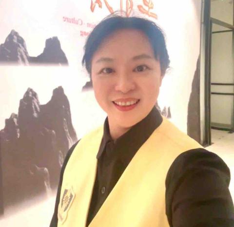 林伶姿 林伶姿
