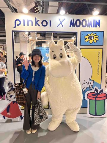 提供高雄衝浪教學服務的專家翁嘉妤