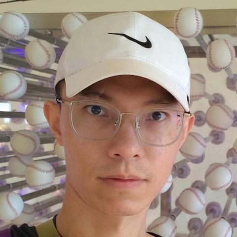 提供翻譯公司服務的專家Tim