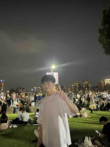 張榮芮 - 生活照