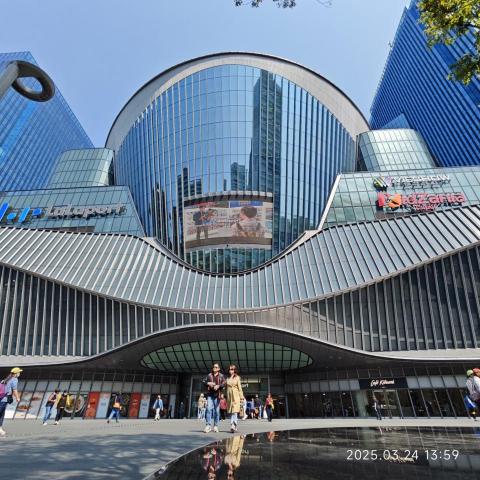 東東工作室 - LaLaport 開幕拍攝