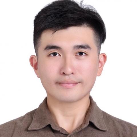 提供配音服務的專家黃建華