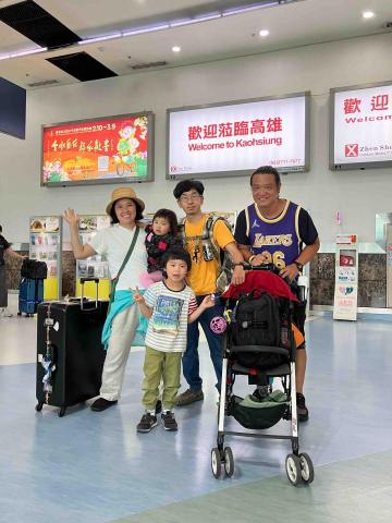 日文隨行口譯-尼可拉斯 - 