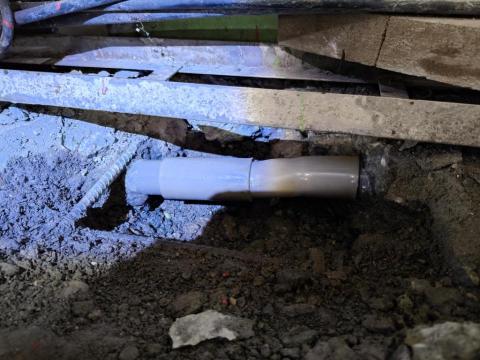 瑋成水電裝修工作室 - 施工後：水管破裂，完成