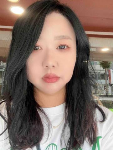 提供遛狗服務的專家戴小涵