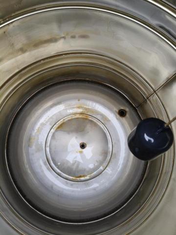 瑋成水電裝修工作室 - 施工後：水塔清洗