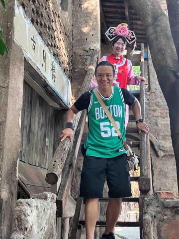 日文隨行口譯-尼可拉斯 - 