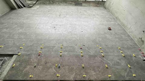 薪豐營造 - 地磚貼作