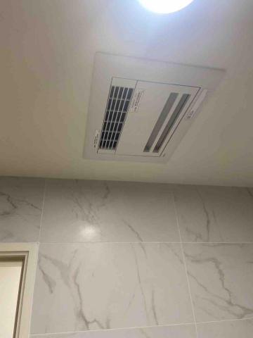 佳銓水電空調工程行 - Toto暖風機安裝