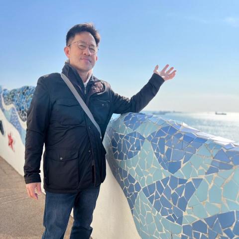 提供應徵服務的專家黃蜂