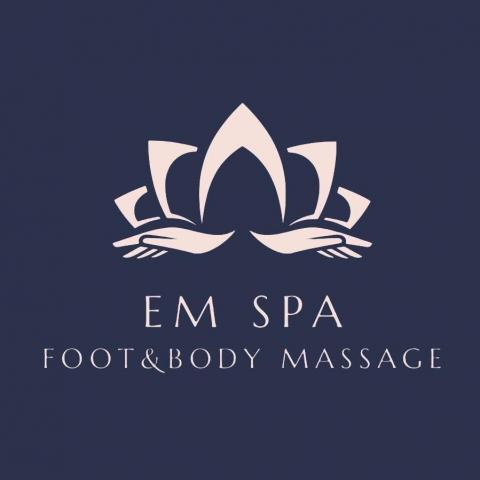 提供洗頭服務的專家依慕養生美容