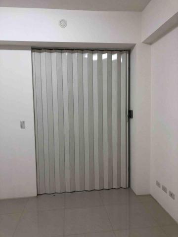 富居布藝行 - 拉門