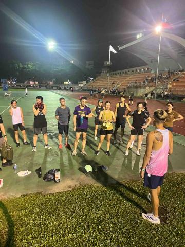 張正偉 - 這是我在教跑班學員的照片