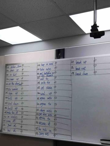 李培筠 - 曾在補習班擔任助教的工作照