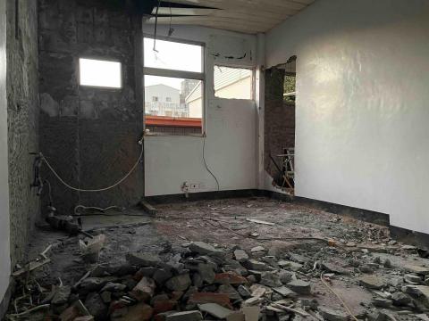 陳柏華 - 台中市龍井區遠東街191巷5號
廁所擴充打石工程