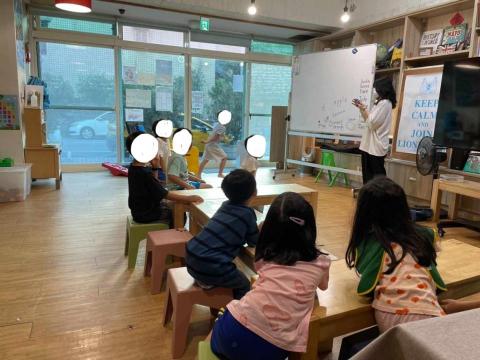許瑋庭 - 學齡前兒童英語教學（3-6歲兒童）