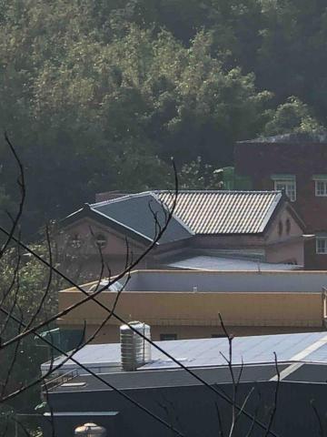 鑫海工程行 - 琉璃瓦