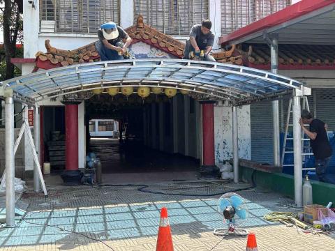 鑫海工程行 - 採光罩 