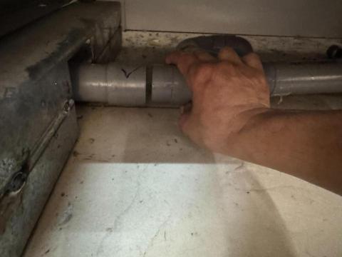 鴻面水電 - 查修排水漏水 鴻面水電 - 查修排水漏水