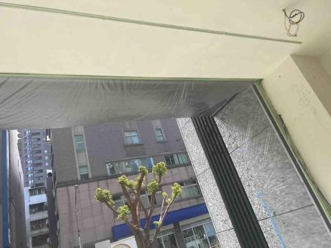 刷存在油漆工程行 - 