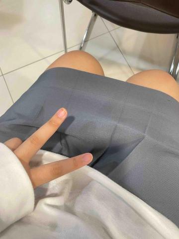 提供美容院化妝服務的專家小桉