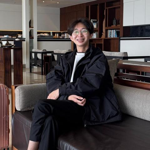 提供新莊修行李箱服務的專家田偉翰