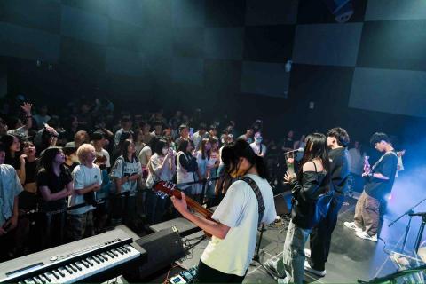 TransitionFilms 翻轉映像 - 