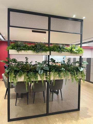 榆果傢飾 - 辦公室輕隔間擬真植物設計