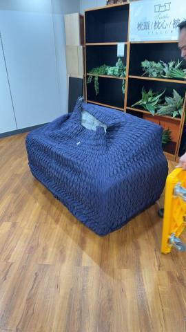 Mr.潘專業搬家 - 伸縮布上班嘍