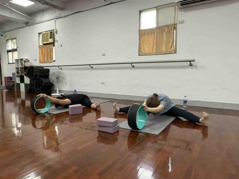 日堯維度空間 -  輪瑜伽