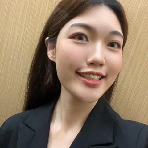 提供人人視頻服務的專家陳怡璇