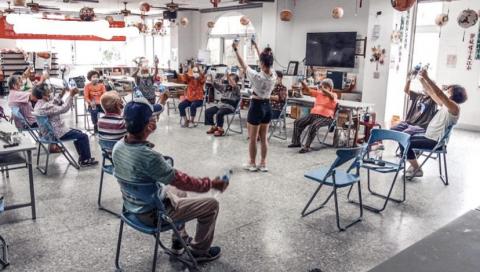 Amy台中女教練-運動醫學.健美.中高齡 - 樂齡肌力運動（70-90歲）