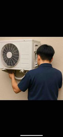 提供灌冷媒服務的專家賴劭鈞