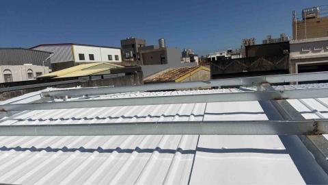 項勝工程行 彭文楫 - 竹南 鐵皮屋頂隔熱