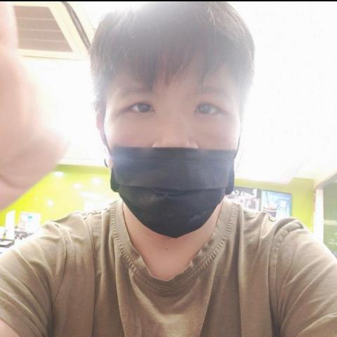 提供加入外送服務的專家Wei Wei